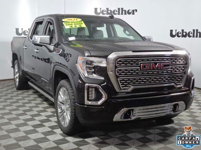 2021 GMC Sierra 4WD Crew Cab Short Box Denali's photo