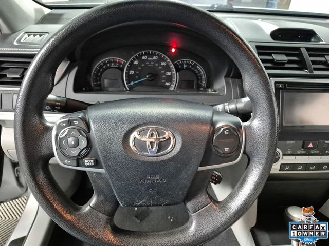 2013 Toyota Camry LE - Photo 11