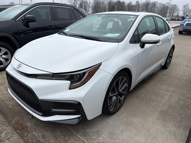 2022 Toyota Corolla XSE's photo