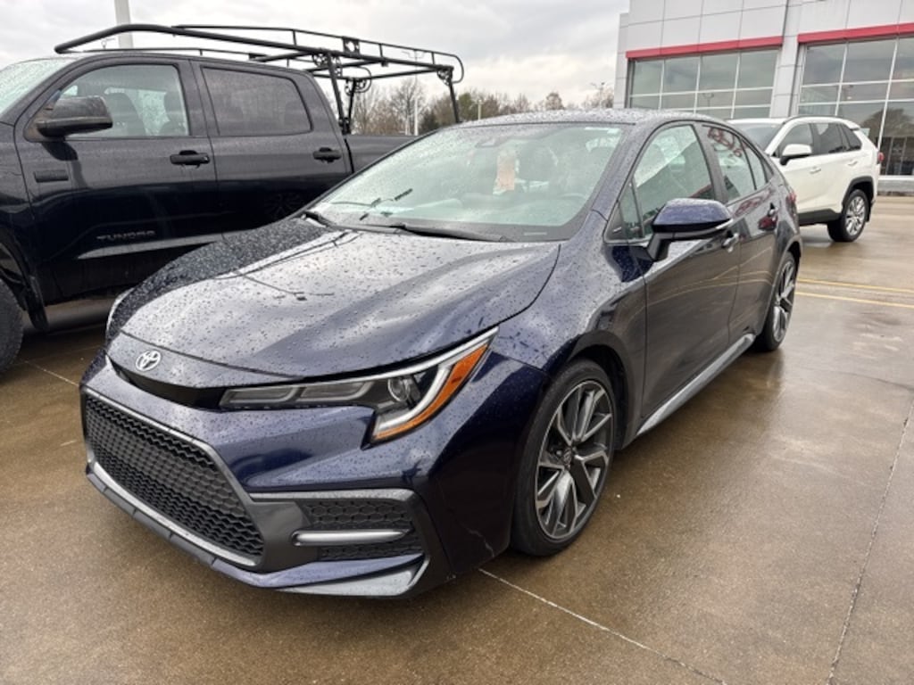 Used 2022 Toyota Corolla SE Sedan
