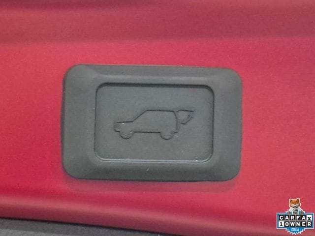 2025 Toyota RAV4 XLE Premium - Photo 28