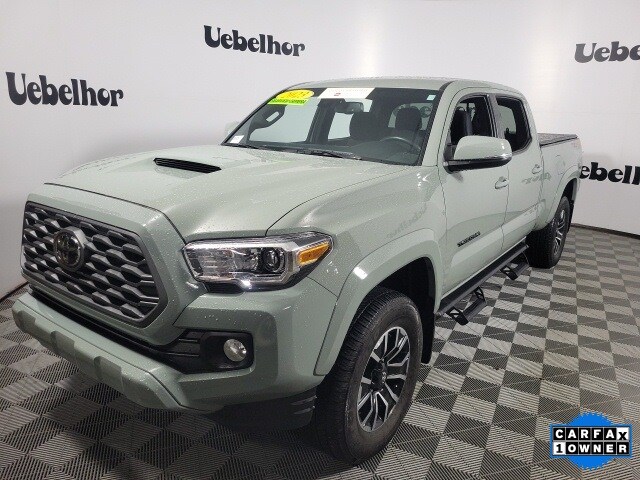 2023 Toyota Tacoma SR5 Double Cab V6 photo 3