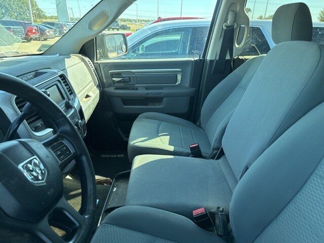2017 Ram 2500 SLT photo 4