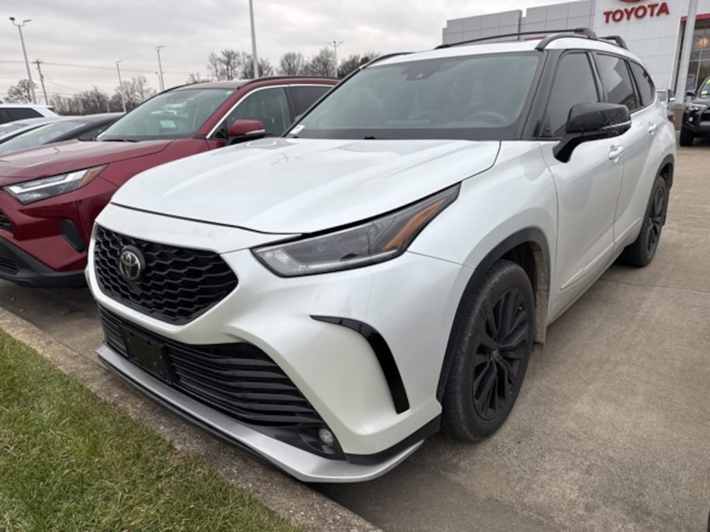 Certified 2022 Toyota Highlander XSE SUV
