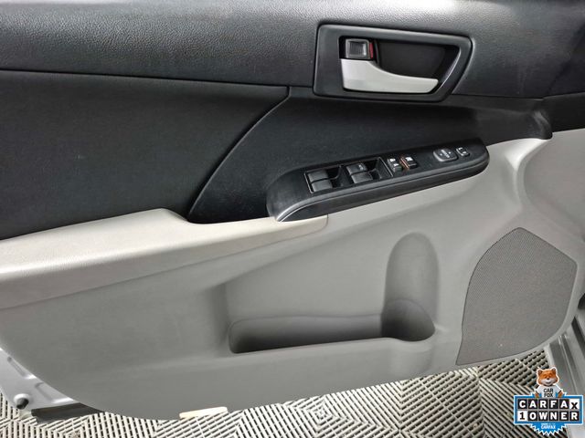 2013 Toyota Camry LE - Photo 15