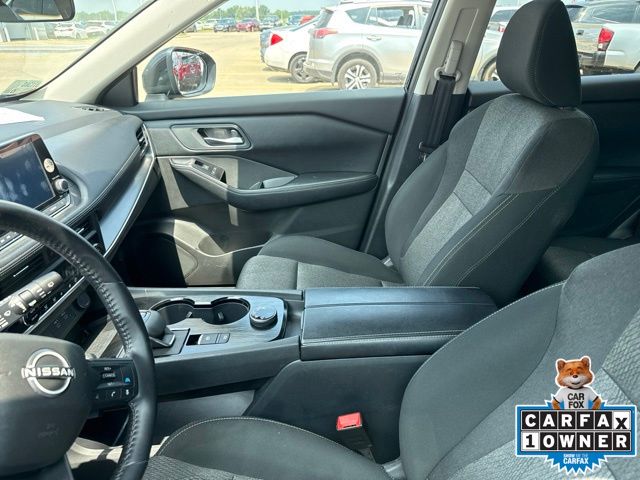 2025 Nissan Rogue SV - Photo 3