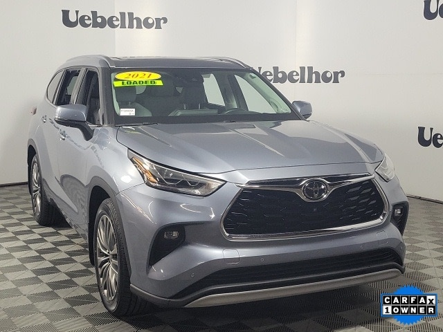 2021 Toyota Highlander Platinum's photo