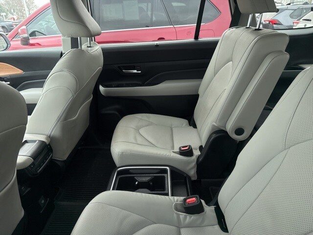 2024 Toyota Highlander XLE Hybrid photo 4