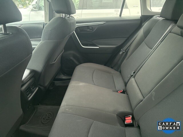 2023 Toyota RAV4 LE photo 4