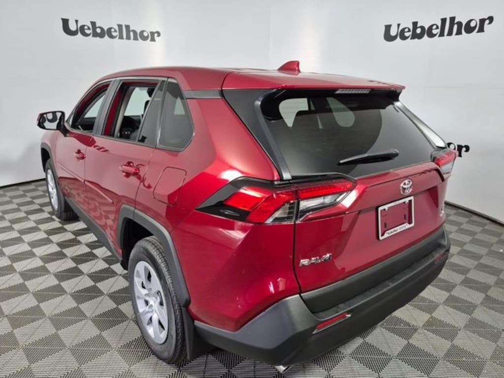 New 2025 Toyota RAV4 LE LE AWD SUV