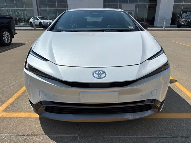 2024 Toyota Prius XLE - Photo 13