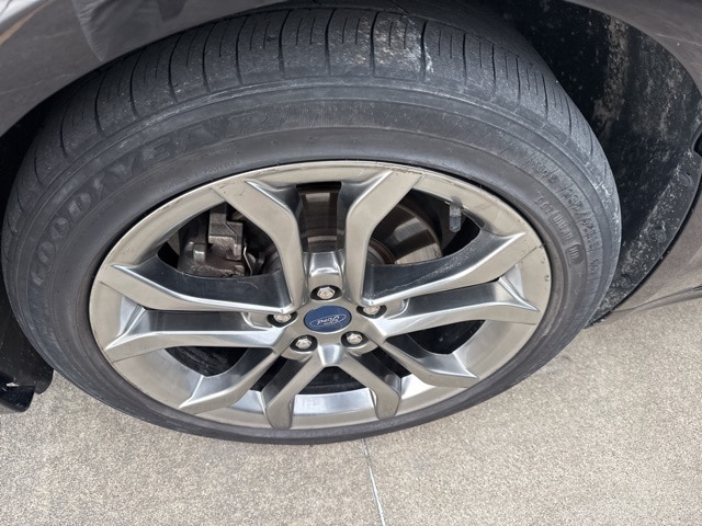 Used 2019 Ford Fusion SEL with VIN 3FA6P0CDXKR282211 for sale in Jasper, IN