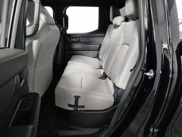 2026 Toyota Tacoma SR5 - Photo 22