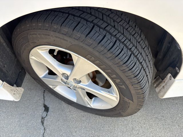 Used 2013 Toyota Corolla S with VIN 2T1BU4EE8DC992196 for sale in Jasper, IN