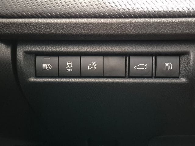 2026 Toyota Camry SE - Photo 18