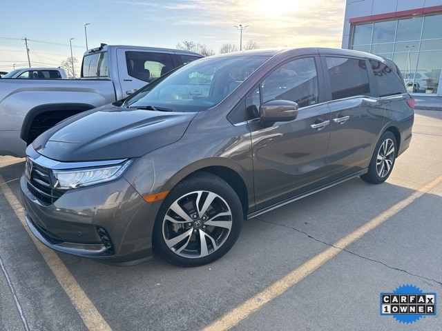 2023 Honda Odyssey Touring's photo