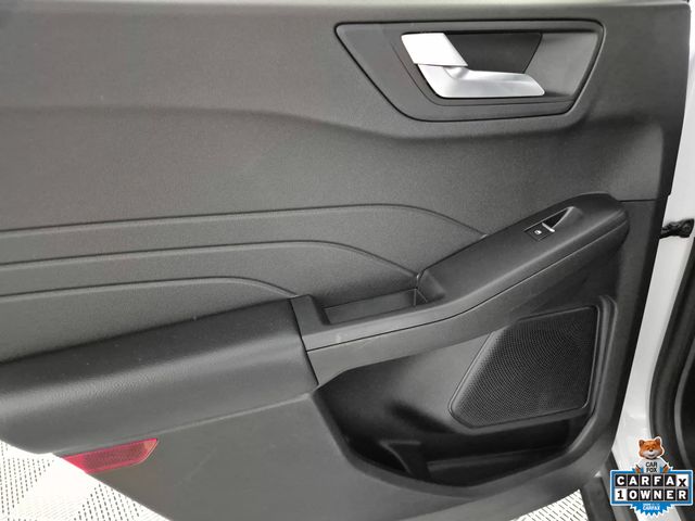 2023 Ford Escape ST-Line Select - Photo 23