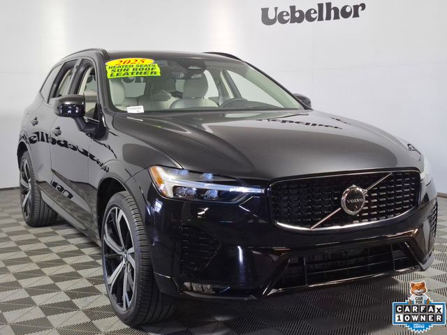 2025 Volvo XC60 B5 Ultra Dark AWD's photo