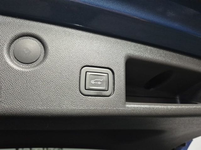 2024 Chevrolet Equinox LT - Photo 22