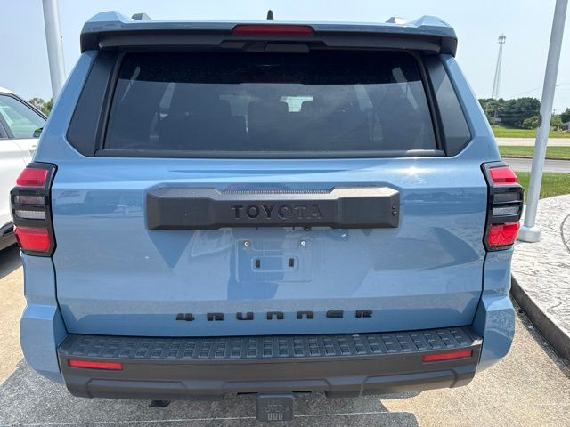2025 Toyota 4Runner SR5 - Photo 6