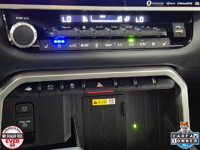 2024 Toyota Sequoia Platinum - Photo 21
