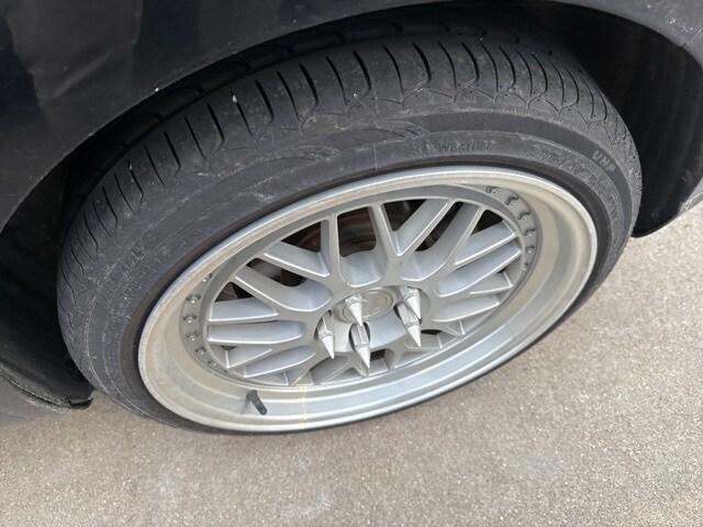 2019 Hyundai Veloster 2.0L Premium photo 4