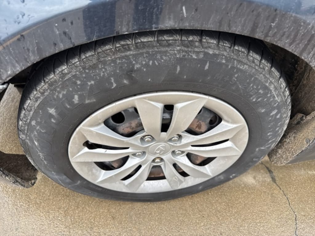 Used 2011 Hyundai Sonata GLS Sedan