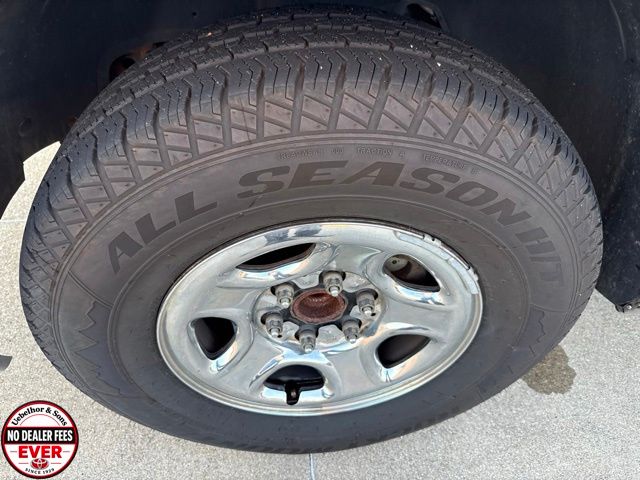 Used 2004 Chevrolet Silverado 1500 LS with VIN 2GCEC19V441197251 for sale in Jasper, IN
