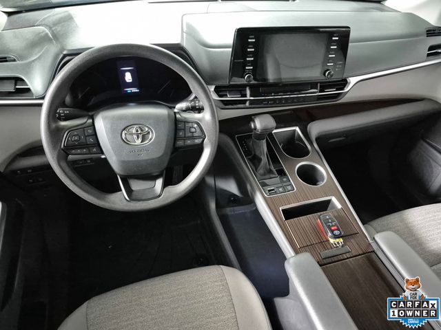 2023 Toyota Sienna LE - Photo 10