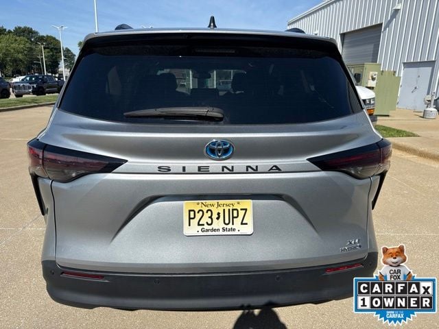 2024 Toyota Sienna XLE - Photo 8