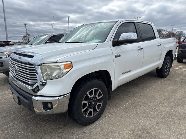 2014 Toyota Tundra Limited's photo