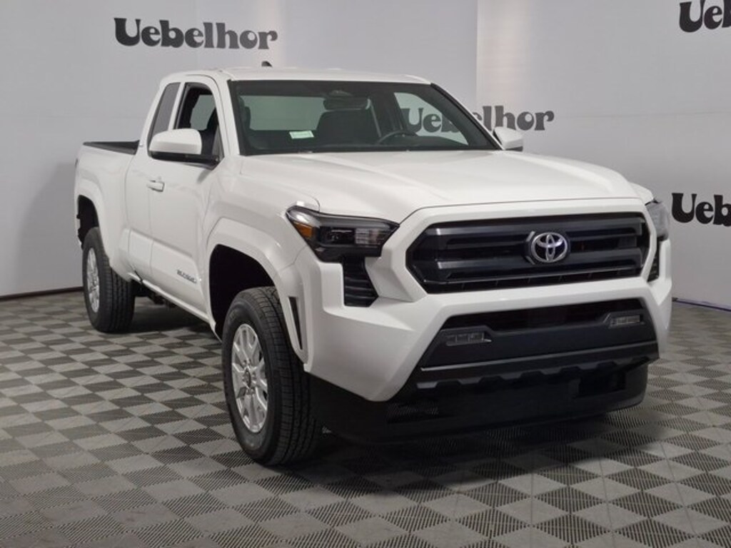 New 2026 Toyota Tacoma SR5 4X2 XTRACAB