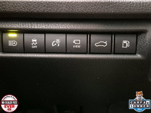 2025 Toyota Camry XLE - Photo 18