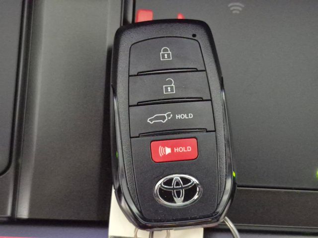 2026 Toyota bZ XLE - Photo 27