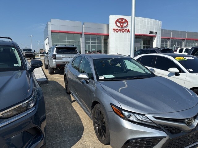 2024 Toyota Camry XSE photo 2