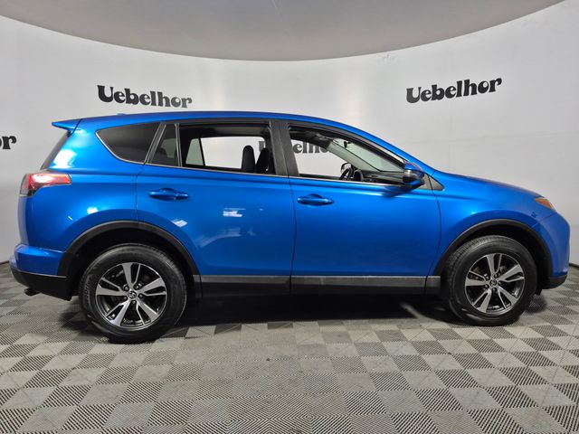 2018 Toyota RAV4 XLE - Photo 8