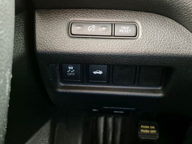 2015 Nissan Altima SV - Photo 18