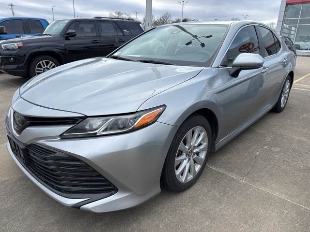 2019 Toyota Camry L's photo