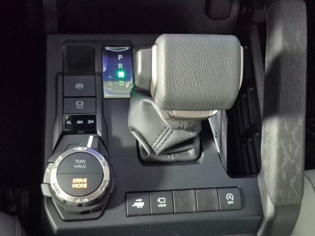 2026 Toyota Tacoma Limited - Photo 17