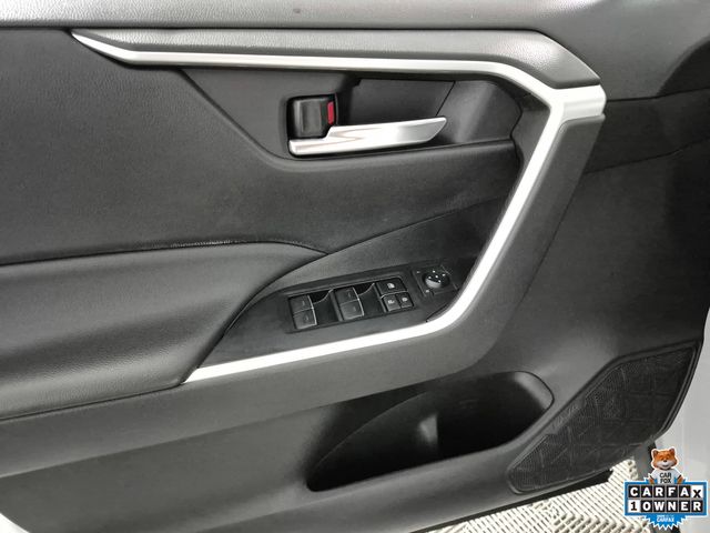 2024 Toyota RAV4 XLE - Photo 15
