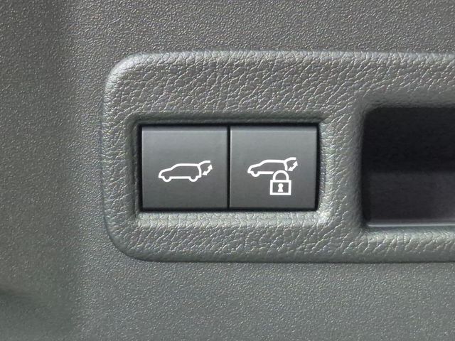 2026 Toyota bZ XLE - Photo 25