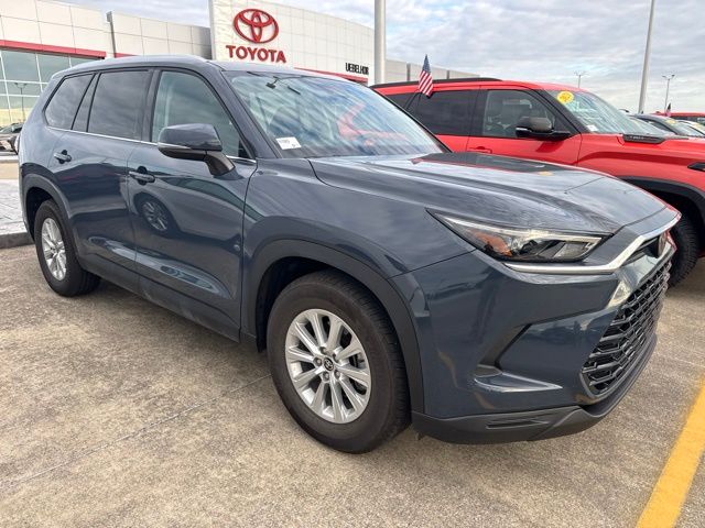 2026 Toyota Grand Highlander XLE - Photo 11