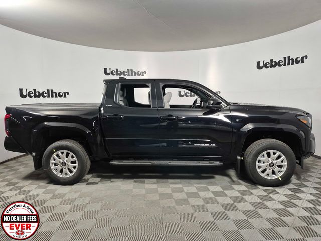2026 Toyota Tacoma SR5 - Photo 8