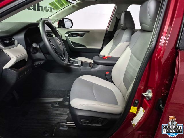 2023 Toyota RAV4 Limited - Photo 9