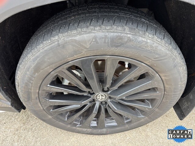 2023 Toyota Highlander XSE photo 2