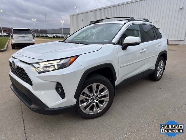2025 Toyota RAV4 XLE Premium's photo