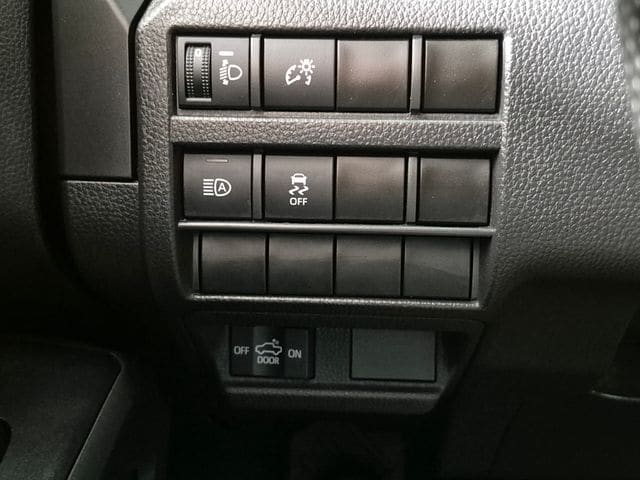 2024 Toyota Tacoma SR - Photo 17