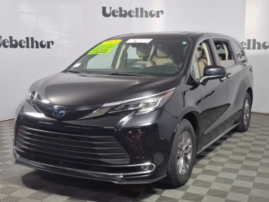 Certified 2023 Toyota Sienna XLE Van Passenger Van