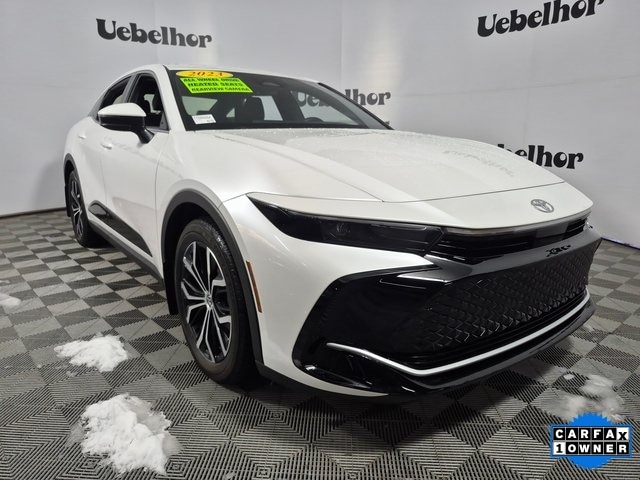 2023 Toyota Crown XLE's photo