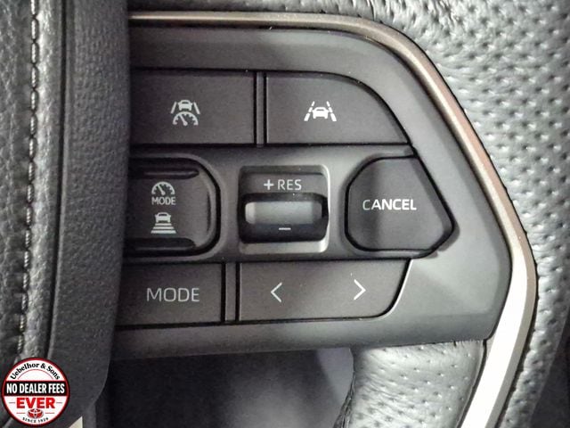 2026 Toyota Tacoma SR5 - Photo 13